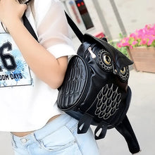 गैलरी व्यूवर में इमेज लोड करें, Fashionable And Cute Owl Travel Backpack