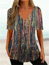 Load image into Gallery viewer, Simple 3d Fashion V-neck T-shirt