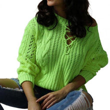 Carica l'immagine nel visualizzatore di Gallery, Stylish Oversized Knitted Off-Shoulder Pullover Sweater