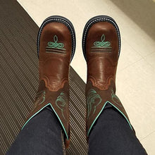 Carica l'immagine nel visualizzatore di Gallery, Embroidered Mid-calf Comfort Western Boots