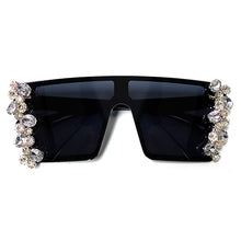 Carica l'immagine nel visualizzatore di Gallery, Oversized Diamond Square Sunglasses - Fashion Damsel