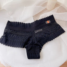 Load image into Gallery viewer, Lace Low-waist Brief Panties
