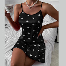 Cargar imagen en el visor de la galería, Satin Heart Print Chemise Short Nightdress
