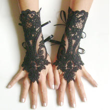 將圖片載入圖庫檢視器 Lace Flower Hollow Fishnet Fingerless Gloves
