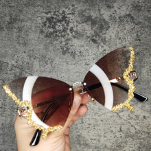 Load image into Gallery viewer, Butterfly Diamond Luxury Sunglasses
