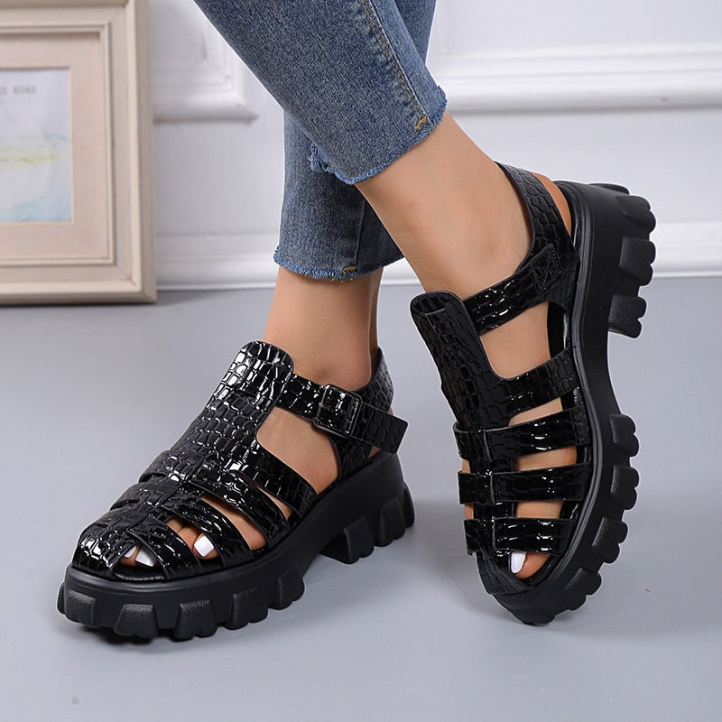 Band Cross-tied Platform Square Heel Shoes