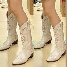 Load image into Gallery viewer, White Western Cowboy/Cowgirl Chunky Heel Pointed Boots
