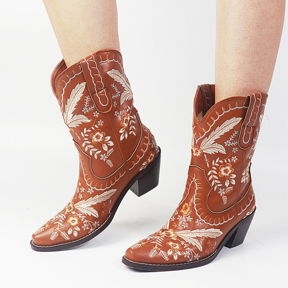 Embroidered Western Cowboy Ankle Cowboy/Cowgirl Boots