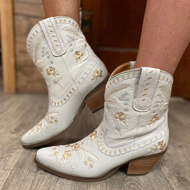 Embroidered Western Cowboy Ankle Cowboy/Cowgirl Boots