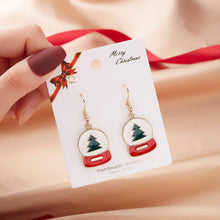 Carica l&#39;immagine nel visualizzatore di Gallery, Fashion Green Red Color Star Ball Christmas Earring Women
