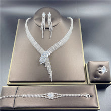 Carica l&#39;immagine nel visualizzatore di Gallery, Silver Color Rhinestone Crystal Bridal Jewelry Sets
