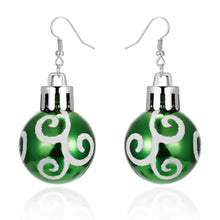 Carica l&#39;immagine nel visualizzatore di Gallery, Fashion Green Red Color Star Ball Christmas Earring Women
