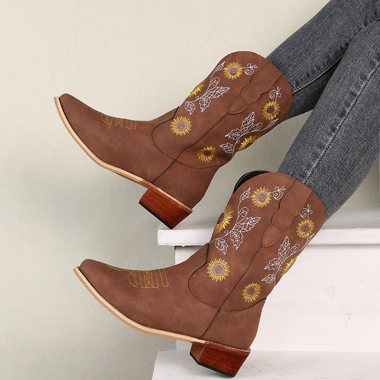 Autumn and Winter Embroidery Western Cowboy Boots
