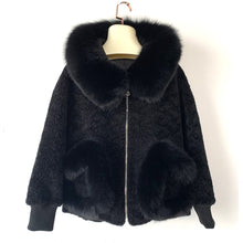 गैलरी व्यूवर में इमेज लोड करें, Winter Wool Warm Overcoat With Real Fox Fur
