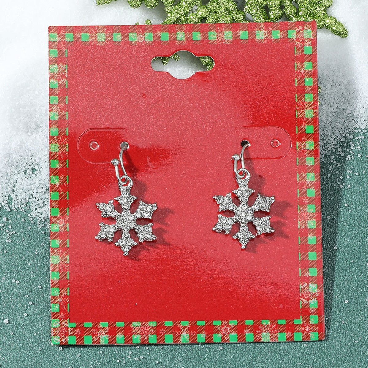 Fashion Green Red Color Star Ball Christmas Earring Women