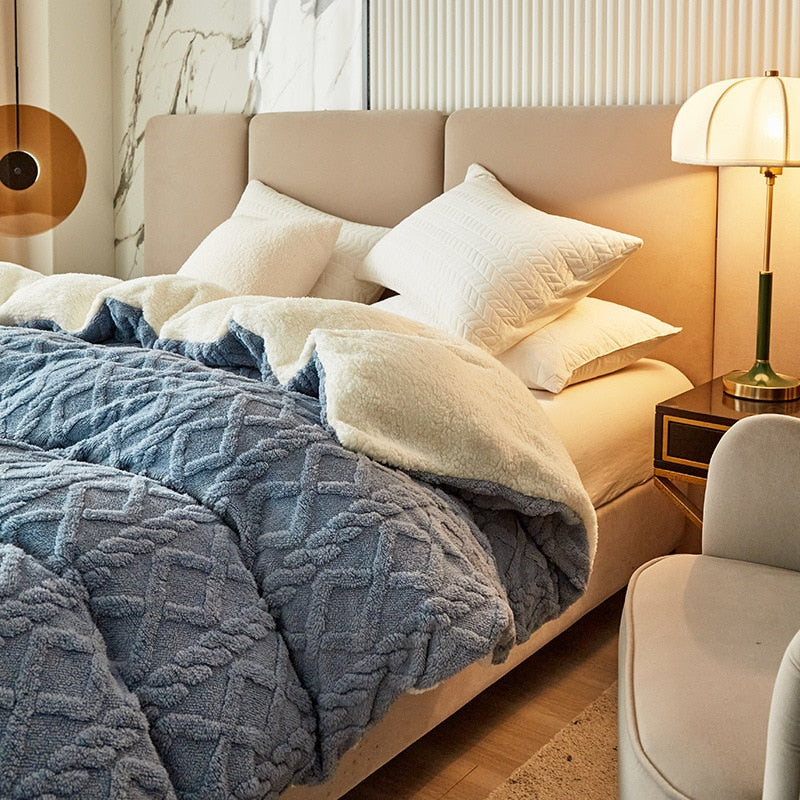 Double-sided Fleece Warmth Comforter