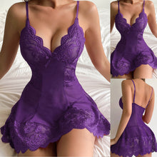 將圖片載入圖庫檢視器 Lace Floral V-neck Strap Night Dress With Thong
