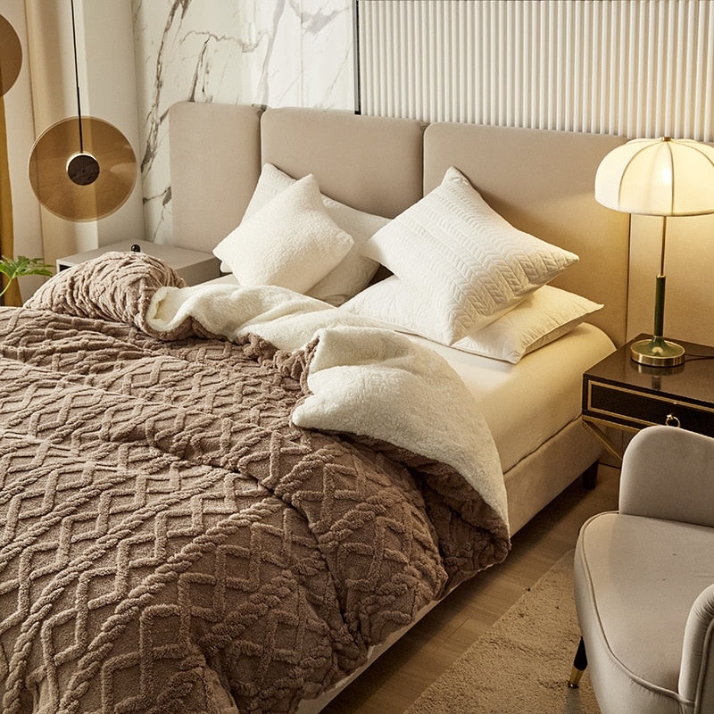 Double-sided Fleece Warmth Comforter
