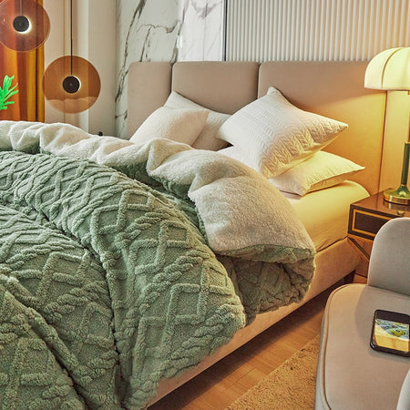 Double-sided Fleece Warmth Comforter