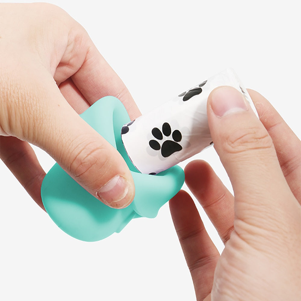 Eco Friendly Travel Poop Bag Dispenser Holder with Carabineer