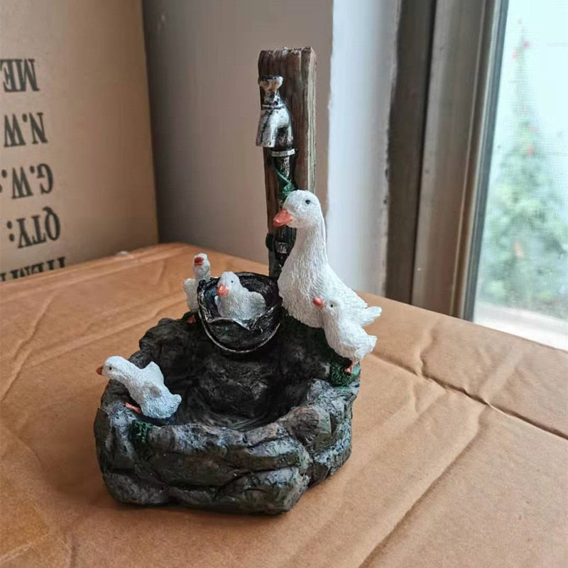 Duck/Squirrel Solar Power Resin Patio With Led Light