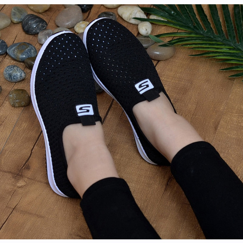 Non Slip Vulcanized Sneaker Mesh Shoes - Fashion Damsel