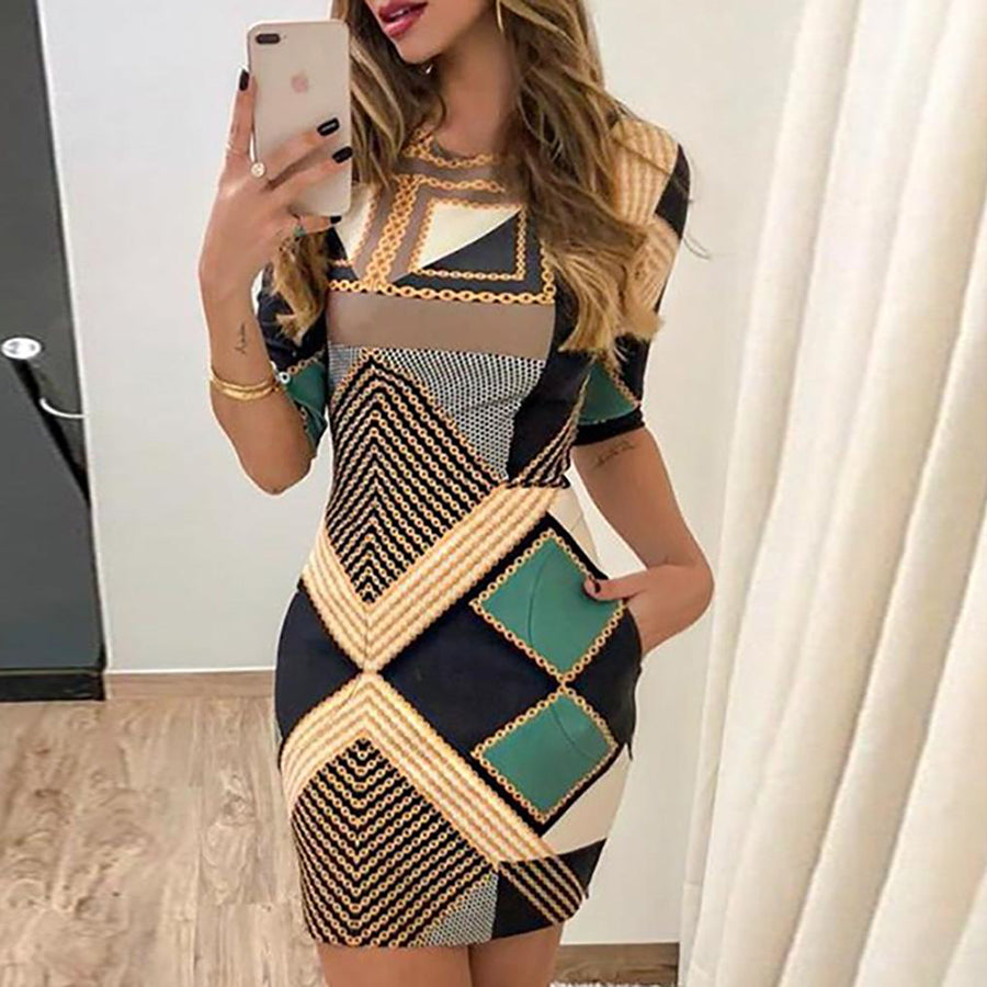 short-sleeved slim round neck dress