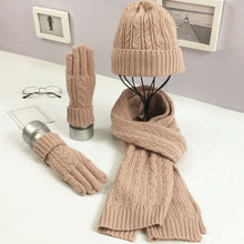 将图片加载到图库查看器，Knitted Autumn Scarf Hat &amp; Glove Set - Fashion Damsel
