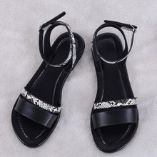 Cargar imagen en el visor de la galería, Flat Heels Strap Peep Toe Sandals - Fashion Damsel
