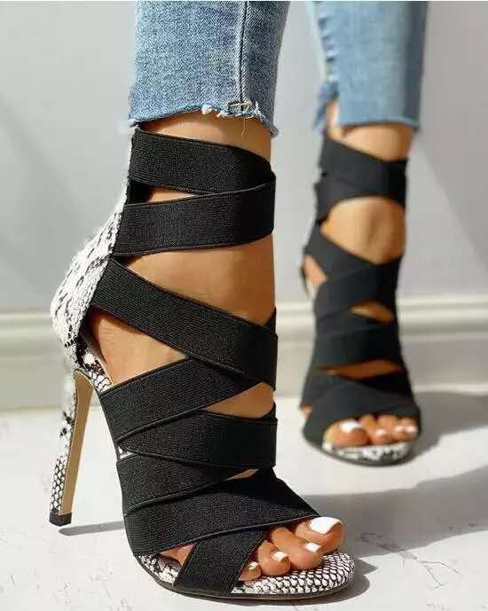 Snake Pointed Toe Pumps - Fashion Damsel