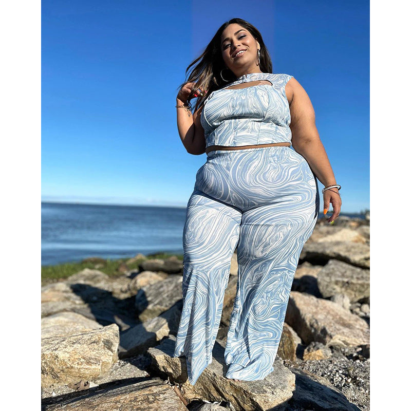 Sleeveless Hollow Crop Plus Size Two Piece Set