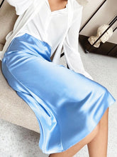 Cargar imagen en el visor de la galería, Silk Long Satin Skirt - Fashion Damsel
