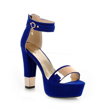 गैलरी व्यूवर में इमेज लोड करें, Suede Platform Heels - Fashion Damsel
