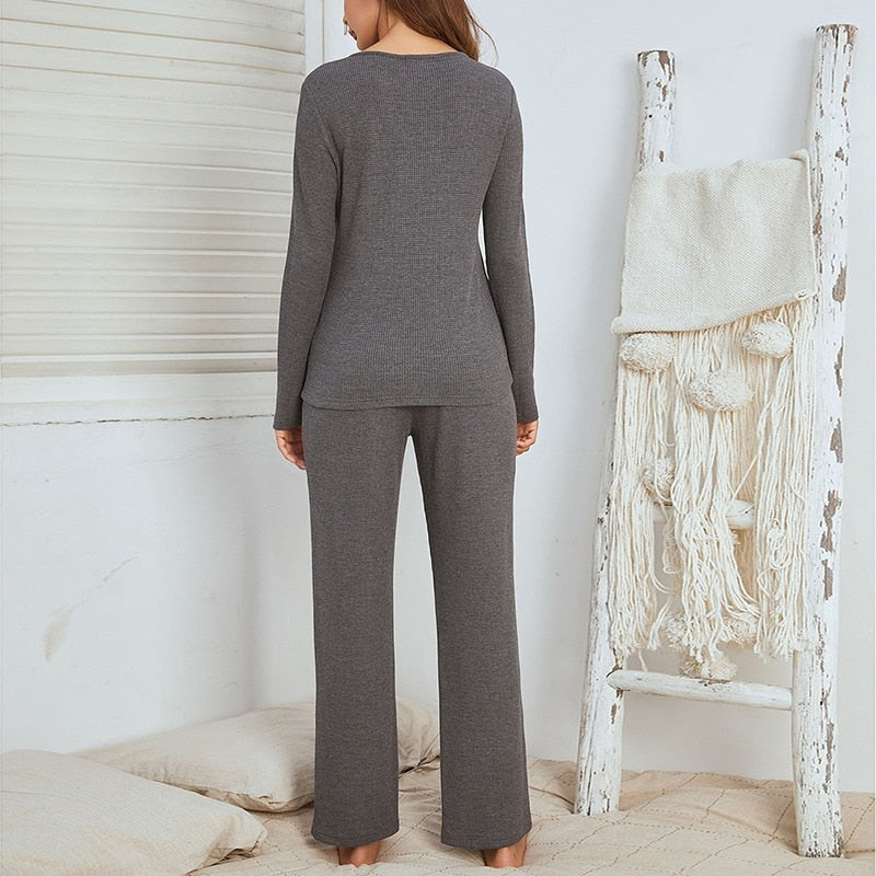 Winter Women's Long Sleeve Pajamas Set - Fashion Damsel