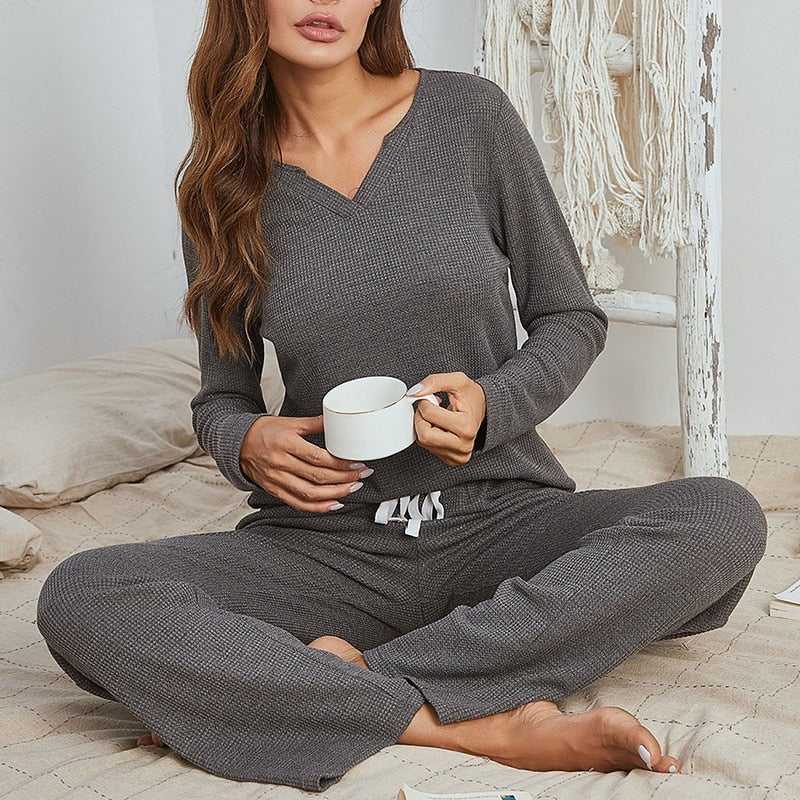 Winter Women's Long Sleeve Pajamas Set - Fashion Damsel