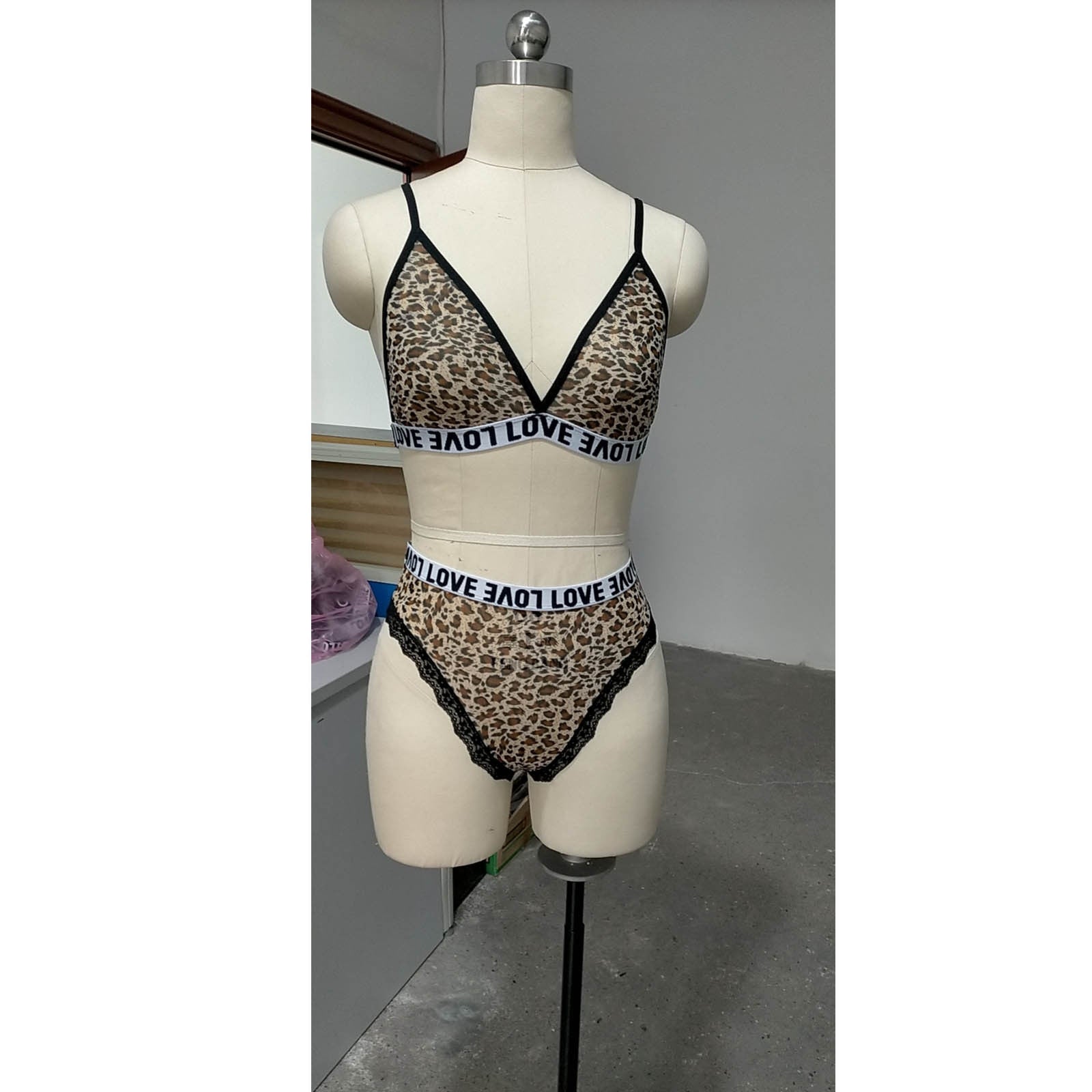 Sexy Two Piece Bra & Underwear Set - Fashion Damsel