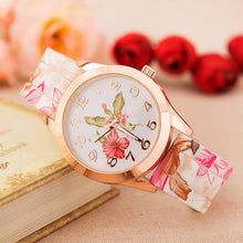 将图片加载到图库查看器，NEW Silicone Flower Printed Fashion Wristwatch
