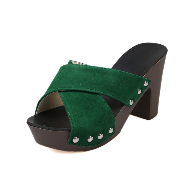 Cross Strap Chunky Heel Open Toe Sandal